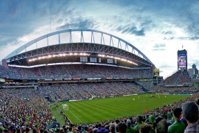 开云体育app-冰与火的交响，当冰岛奇迹照亮法比尼奥的暗夜战场