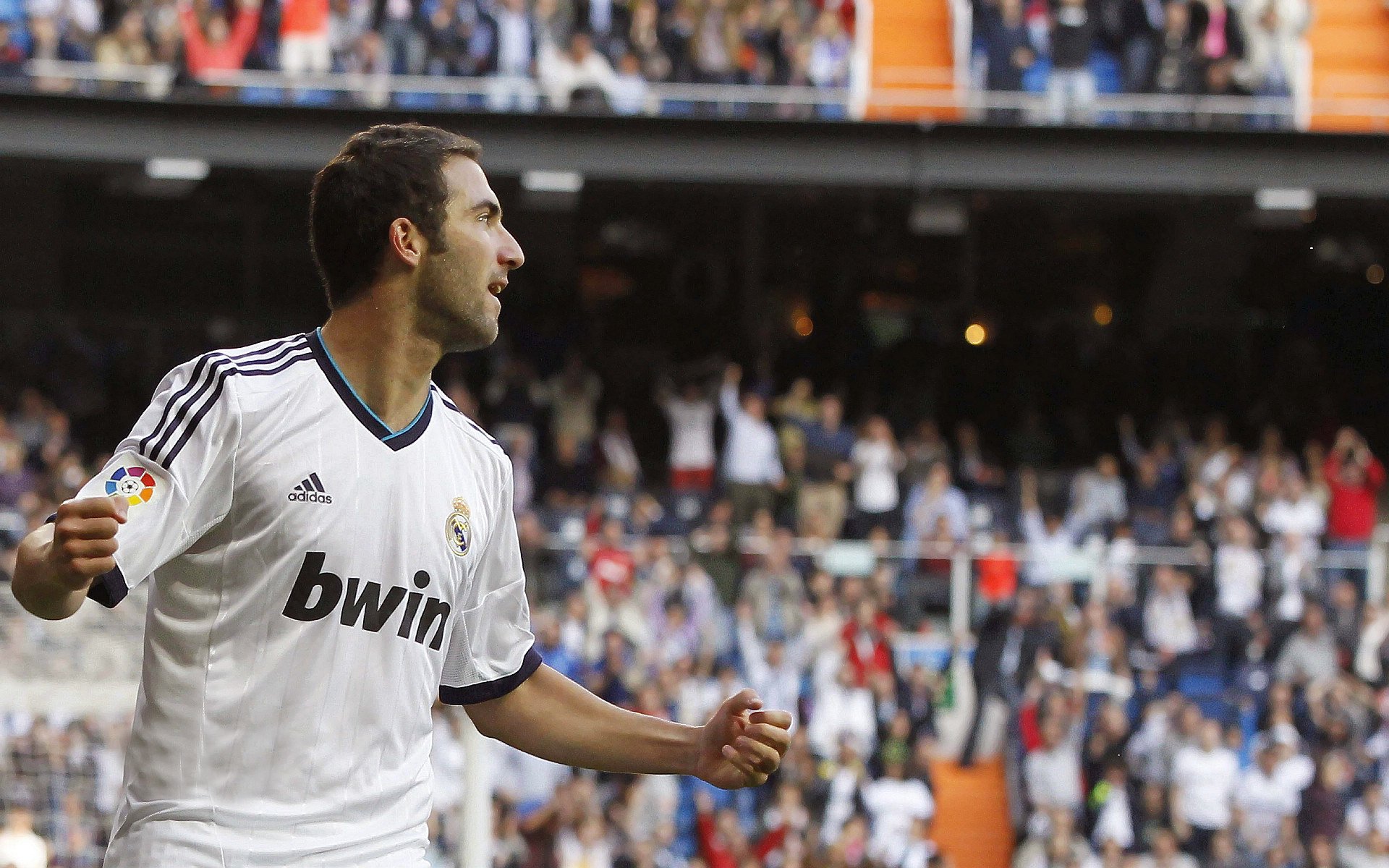 戈麦斯彻底打爆防线，克罗地亚拿下塞内加尔，格子军团用智慧撕碎特兰加雄狮