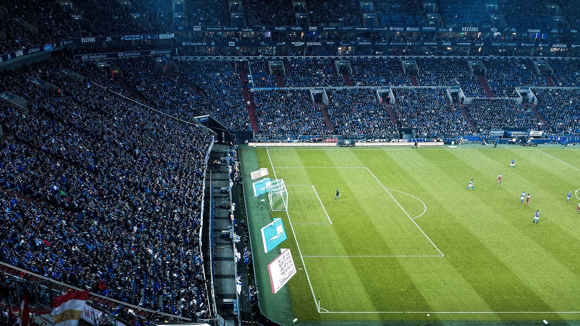 西甲国家德比之夜，塔图姆在焦点战证明自己，当星光交汇于子夜